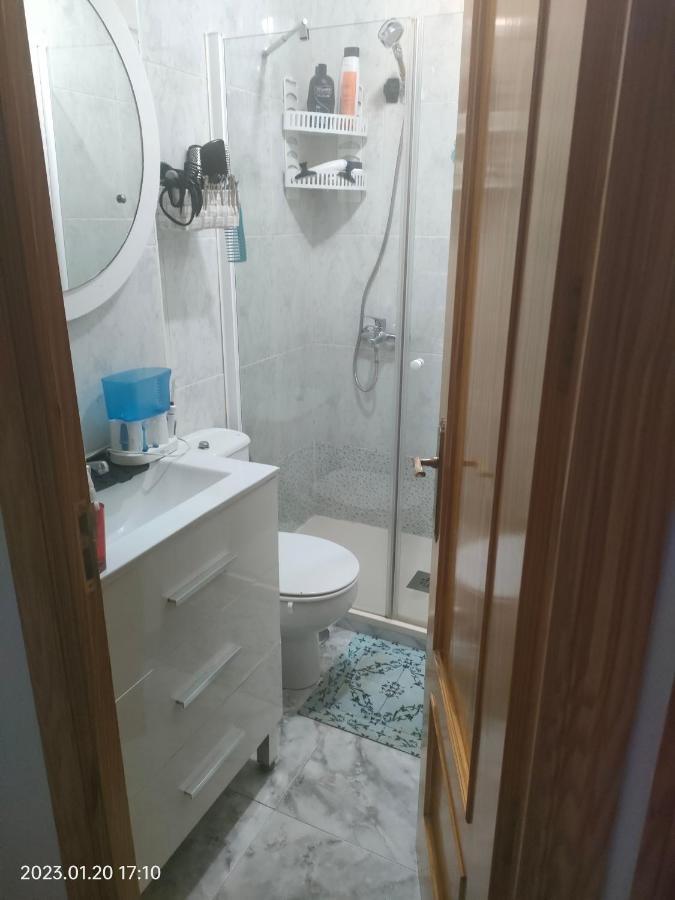 Privada, Luminosa Y Bien Comunicada Apartment